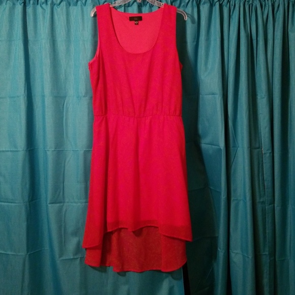 Dress - Picture 1 of 4